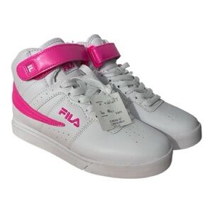 NWT Fila High Top Sneakers